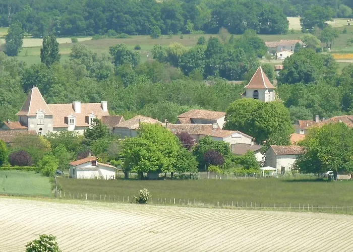 Tatil Evi Le Petit Verger Bonnes (Charente)